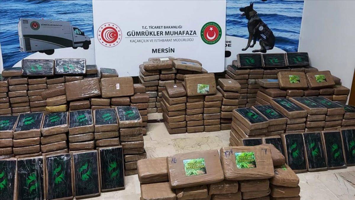 Mersin Limanı'nda 463 kilogram kokain ele geçirildi