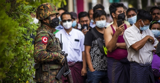 Myanmar'da ölü sayısı arttı, 230 bin kişi yerinden oldu