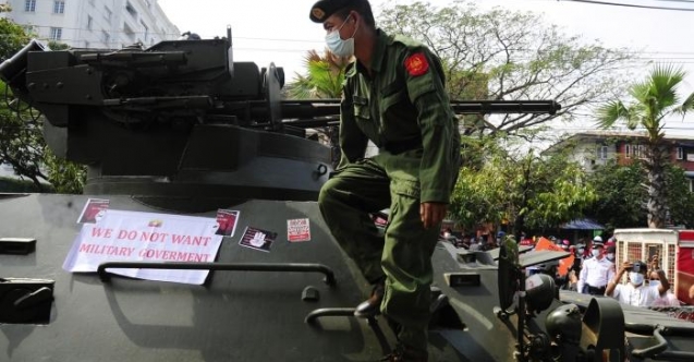 Myanmar ordusundan darbe karşıtı muhaliflere işkence