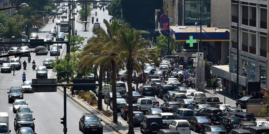 Ekonomik krizde olan Lübnan: Benzine yüzde 35, motorine yüzde 38 zam yapıldı
