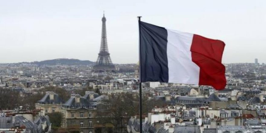 Fransa'da ırkçı yasa tasarısına tepkiler gelmeye devam ediyor