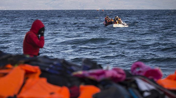 Akdeniz'de göçmen faciası: En az 43 ölü