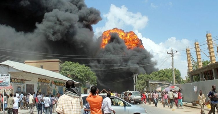 ABD Eş-Şebab'ı değil sivilleri taşıyan minibüsü vurdu