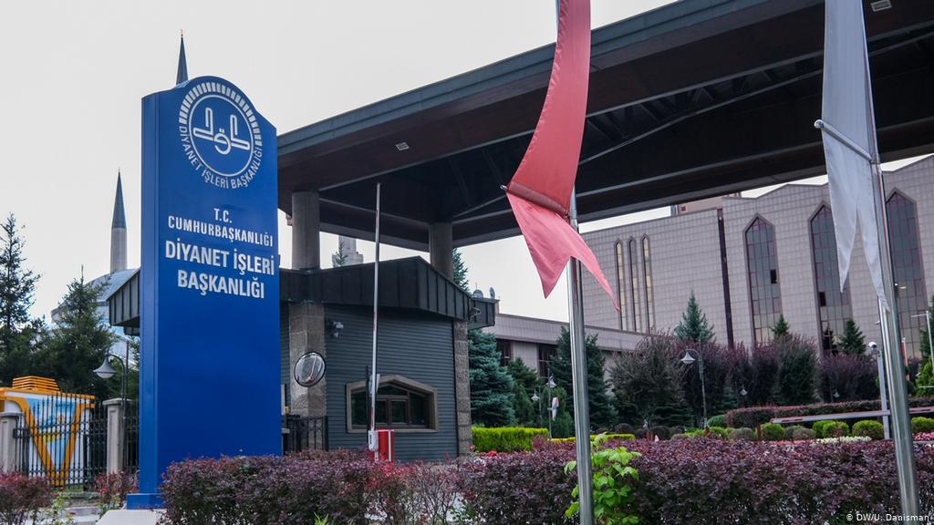 Diyanet'in eşcinsel açıklaması Almanya'yı rahatsız etti