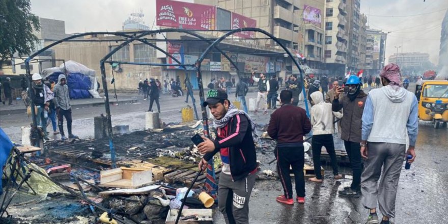 Irak Güvenlik Güçleri, Göstericilerin Eylem Çadırlarını Yaktı