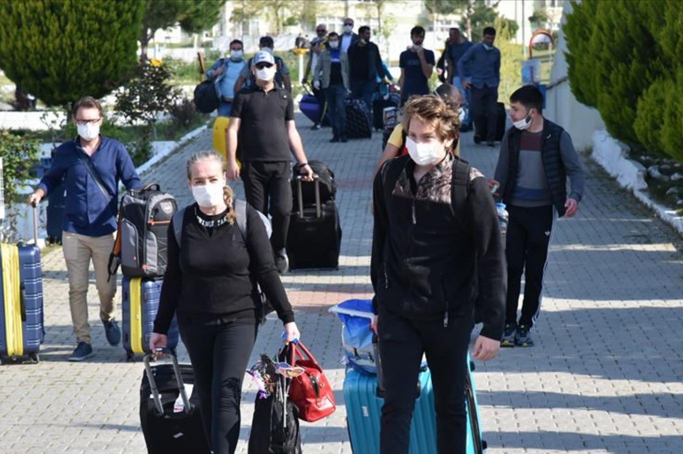 Türkiye'ye gelen vatandaşlar için karantina uygulaması kalktı