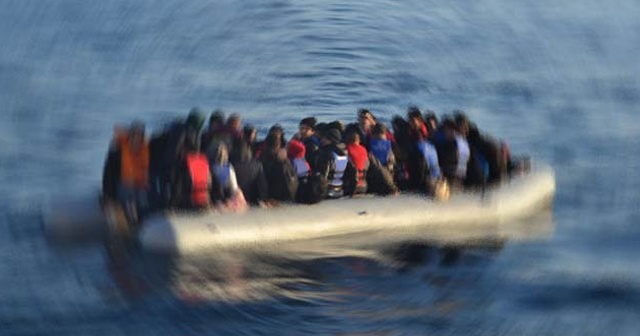 Arakanlı mültecileri taşıyan tekne son anda kurtarıldı