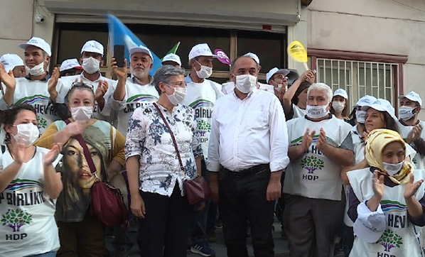 HDP'de salgın alarmı: 3 vekil virüslü çıktı