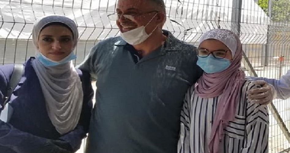 Filistinli baba 18 yaşındaki kızını ilk kez gördü