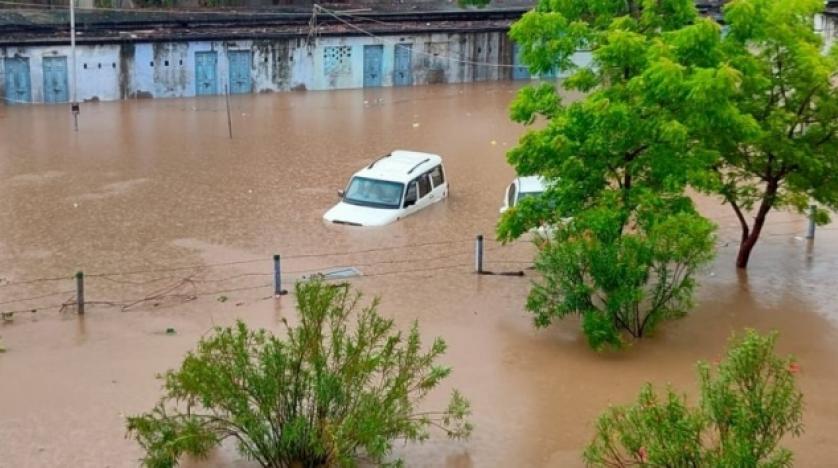 Hindistan'da sel felaketi 15 can aldı