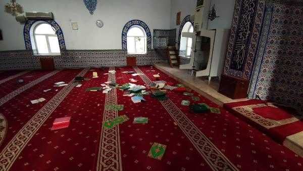 Bursa İnegöl'de camiyi kundakladılar