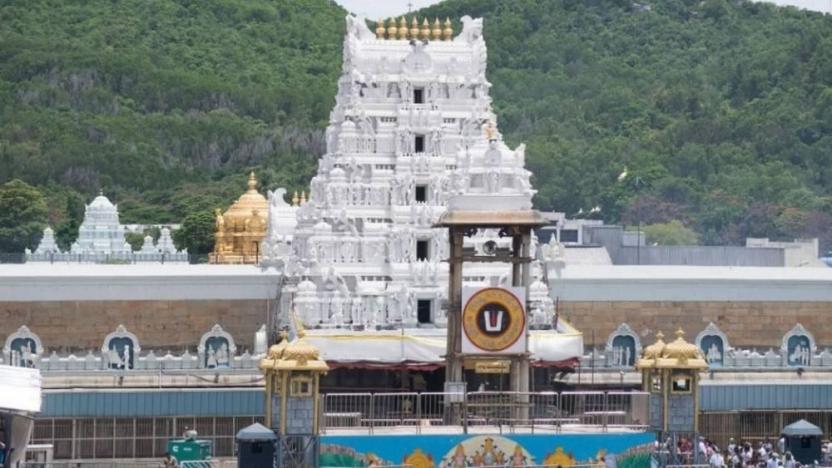 Hindu tapınağı virüs yayıyor: İki ayda 700 Covid vakası