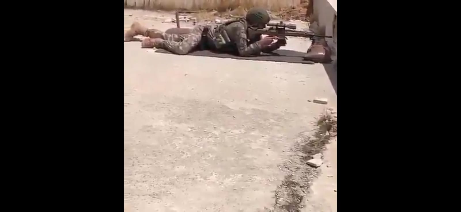 İdlib'te görevli Mehmetçik'ten annesine duygu yüklü klip (Video Haber)
