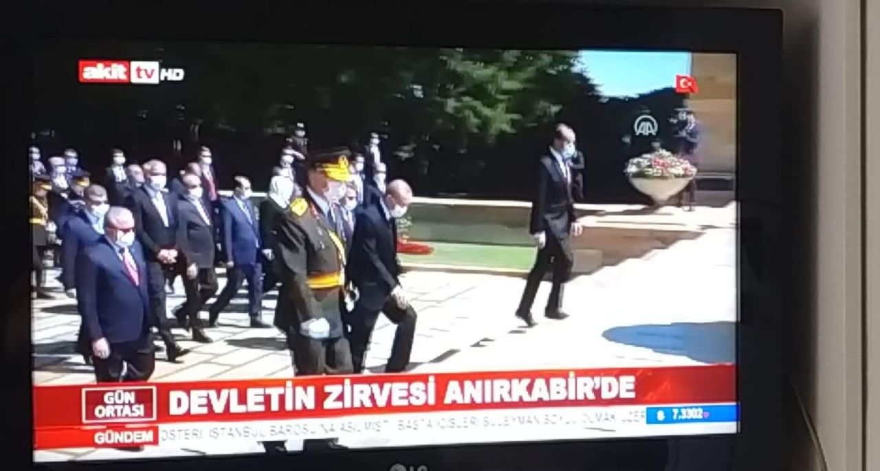 Akit TV alt bant yazısı olay oldu