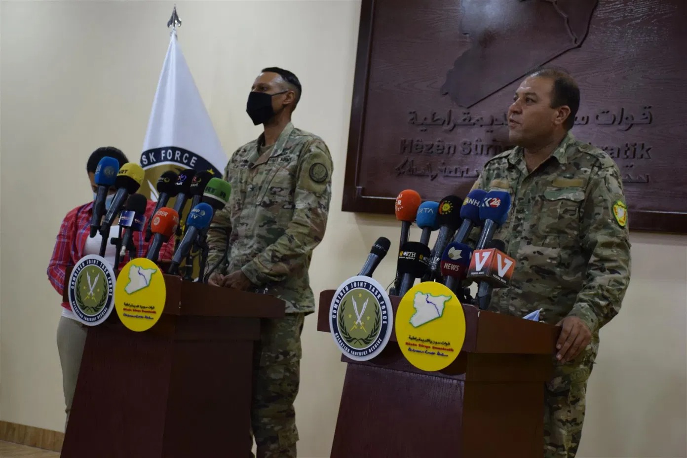 Amerikalı Albay PKK'lı teröristleri kahraman ilan etti