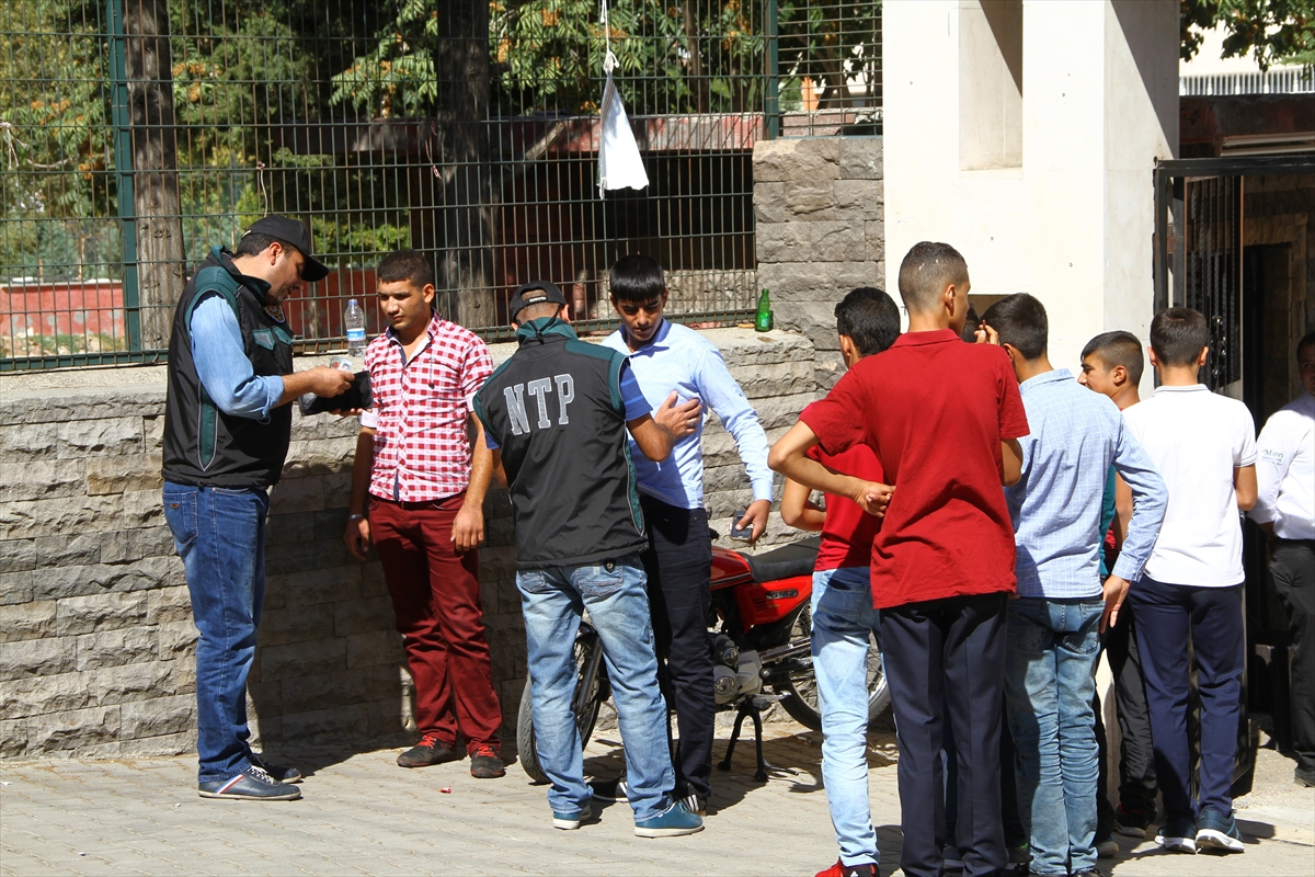 Okullarda uyuşturucu Covid-19'dan daha büyük tehdit