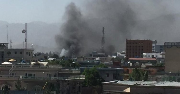 Barış görüşmeleri gölgesinde Afgan güçlerinden hava saldırısı: 30 ölü
