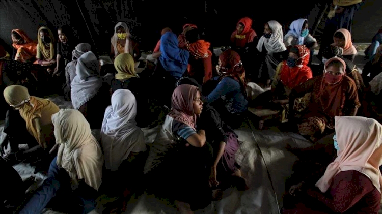 Arakanlı kadınlar ailelerine kavuşmak için açlık grevinde