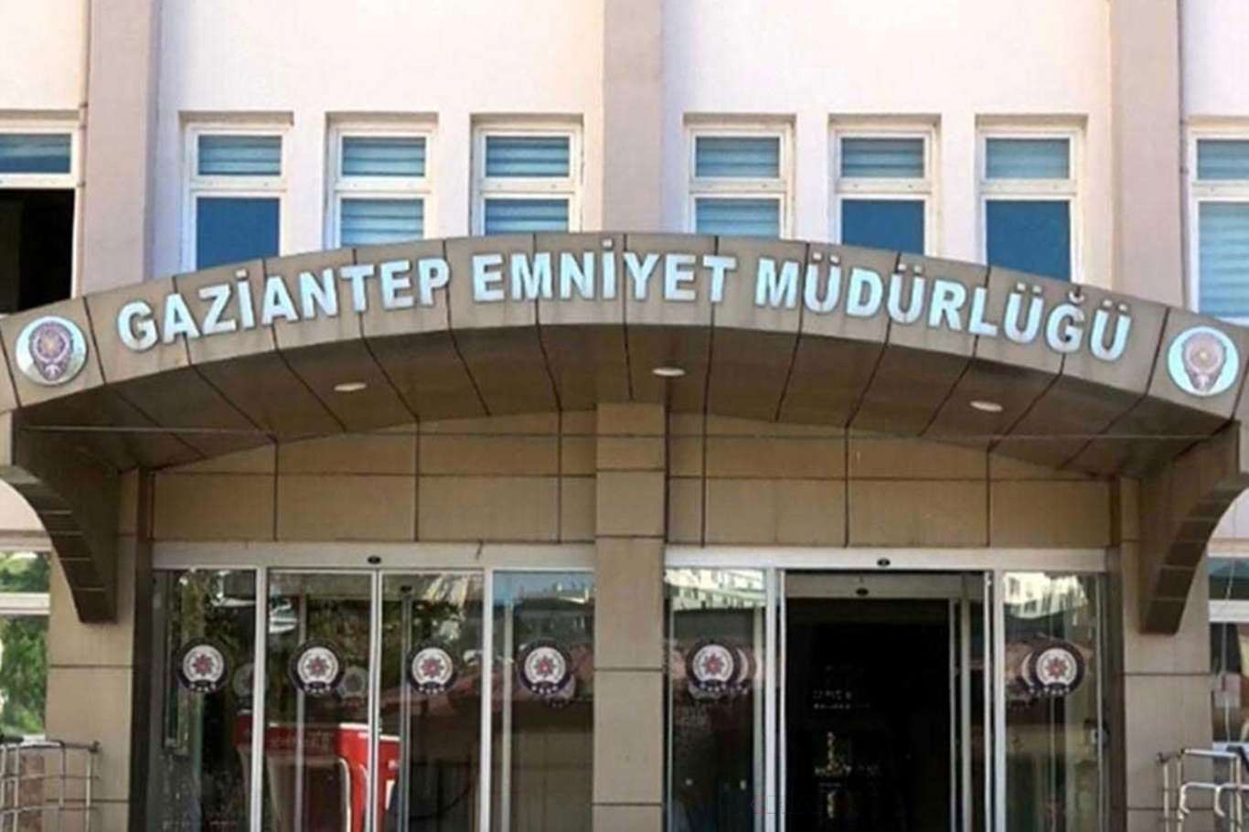 Gaziantep'te, operasyonları önceden haber veren 4 polis tutuklandı