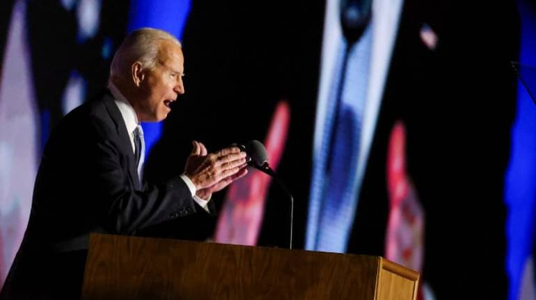 Joe Biden'den balkon konuşması: 74 milyon oyla kazandık, birleştirici olacağım