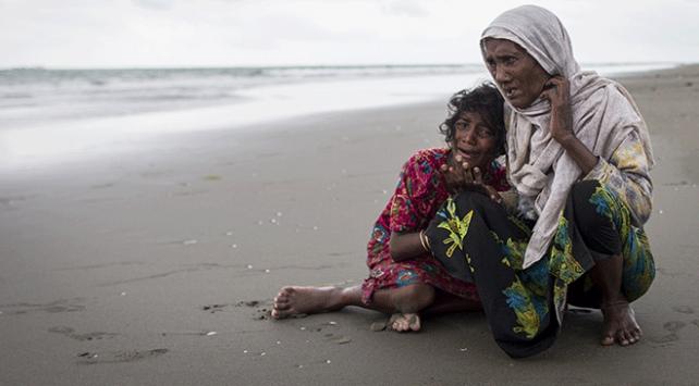 "Arakan'daki suiistimalleri protesto eden gazetecileri serbest bırakın"