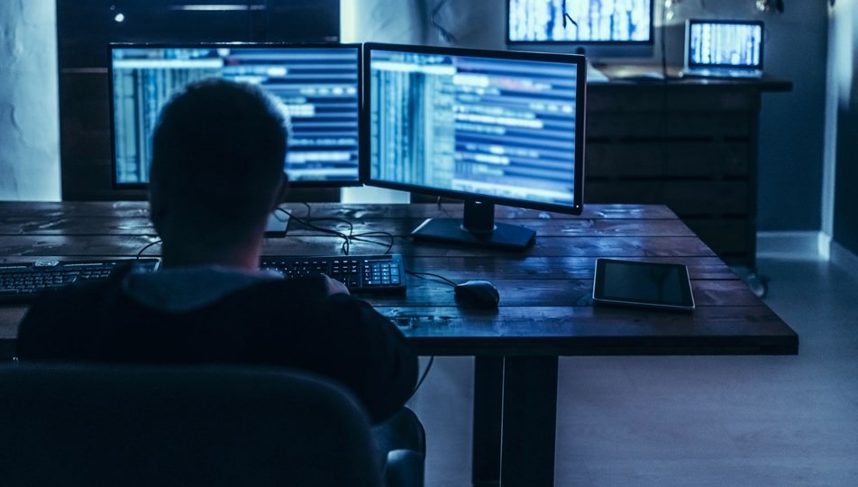 Siber alemin güvenlik bekçileri; Beyaz şapkalı hackerlar