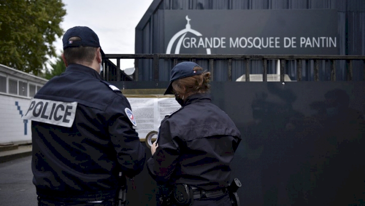 Fransa mahkemesi 1 caminin kapatılmasını onadı