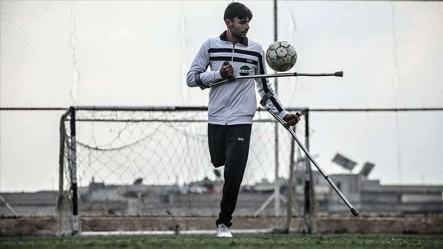 İdlibli engelli futbolcu Muhammed Osman'ın en büyük hayali Türk Milli Ampute Takımı’nda oynamak