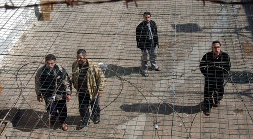 İsrail son 30 yılda 348 bin Filistinliyi hapse attı