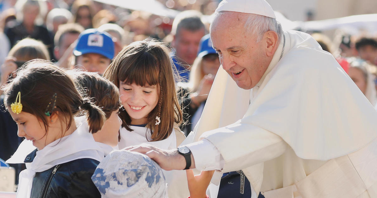 Katolik dünyasının ruhani lideri Papa Francis gözaltında iddiası