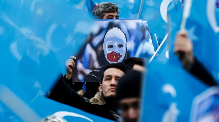Uluslararası İnsan Hakları Akvitisti Michael Caster yazdı: Uygurlar iade edilemez