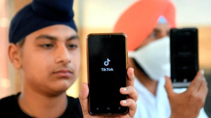 Hindistan'da TikTok dahil Çin merkezli 59 uygulama yasaklandı