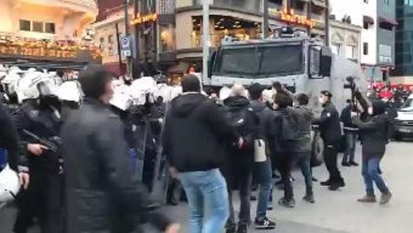 TİP'li vekil Barış Atay Boğaziçi gösterilerine destek verdi, polise saldırdı (Video)