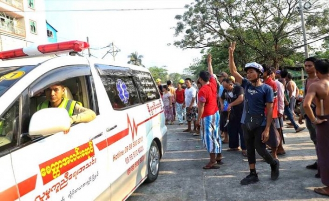 Myanmar'da kanlı darbede en az 211 kişi öldü