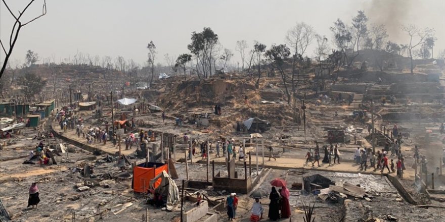 Bangladeş’te Arakanlı Müslümanların kamp yangınında ağır bilanço