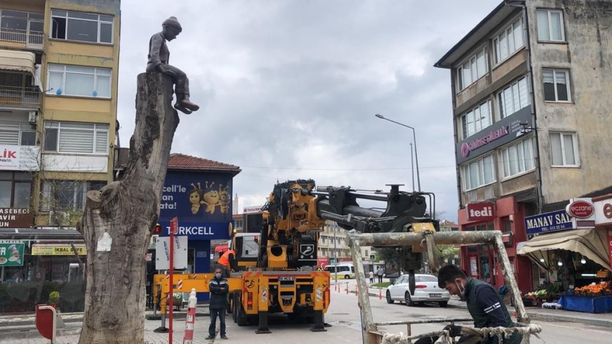 CHP'li Belediyesi'nin heykel projeleri: Bu sefer Keloğlan heykeli yaptılar