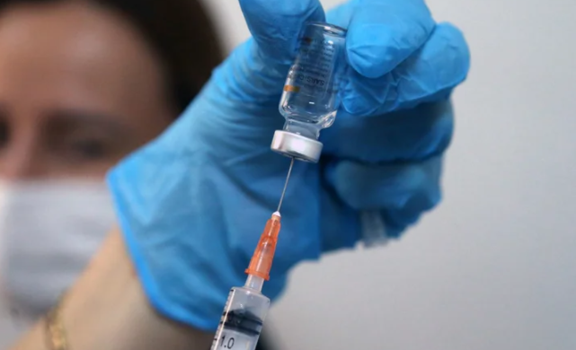 Güvenilir denmişti: Covid-19 aşısı oldu hayatını kaybetti