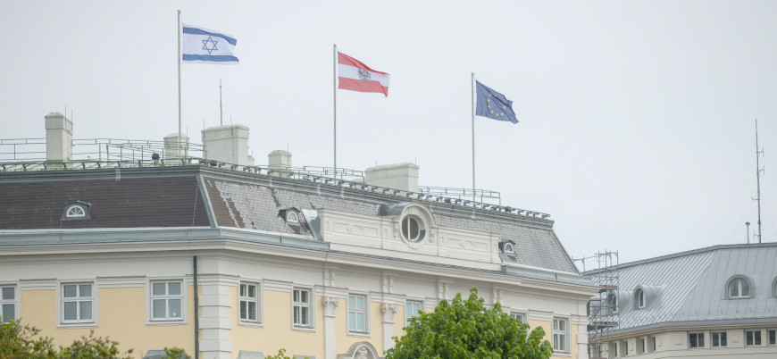 Avusturya'da Başbakanlık binasına İsrail bayrağı çekilsi: Israil'e "yanınızdayız" mesajı verildi