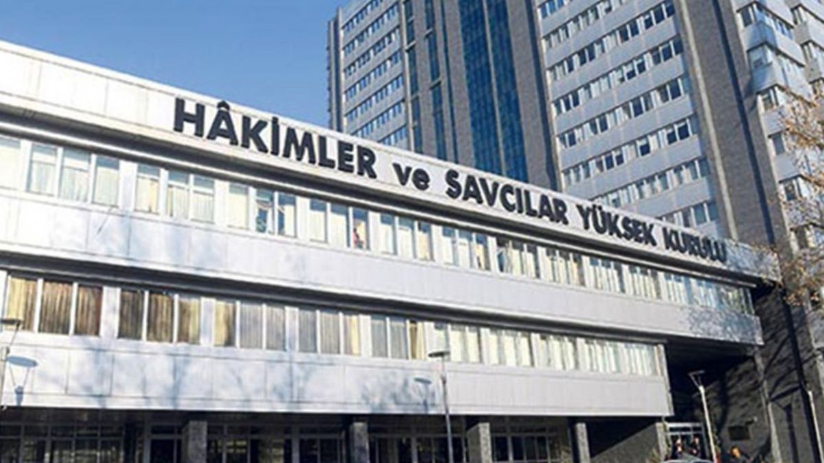 Hakimler ve Savcılar Kurulunun 11 üyesinden 8'i değişti