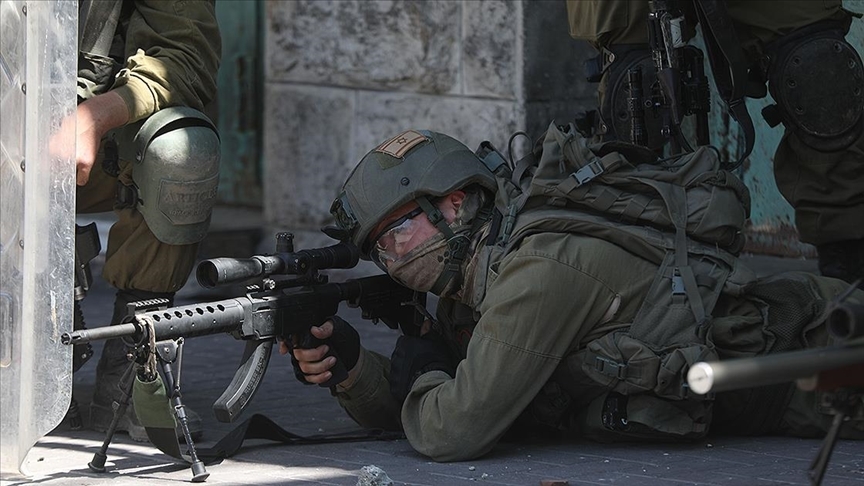 İşgalci İsrail askerleri tarafından vurulan Filistinli çocuk hayatını kaybetti