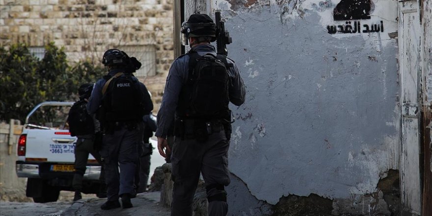Siyonist İsrail, Lid kenti Ulu Cami imamını gözaltına aldı