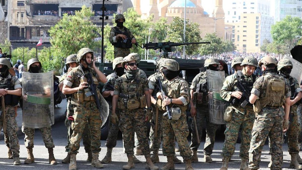 Lübnan'ı bekleyen tehlikeyi böyle açıkladılar: Askeri kurum çökebilir