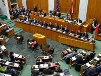 Avusturya'da Müslümanları ilgilendiren yasa mecliste kabul edildi