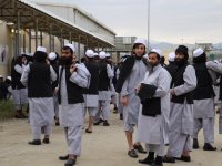 Afganistan'da esir takası sürüyor