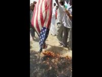 PKK işgalindeki bölgede ABD bayrağı yakıldı (Video haber)