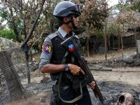 Myanmar Askerleri Müslüman kadına tecavüz etti