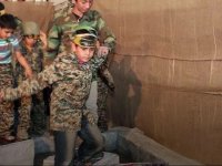 İran 13-17 yaş aralığındaki Suriyeli çocukları savaştırıyor