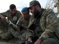 Türk askeri cephe hattında Kuran öğreniyor (Video Haber)