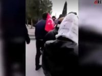 Bakü'de gösteri: Rusya Karabağ'dan çık, Türkiye Karabağ'a gel sloganları atıldı