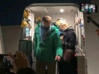 Ülkesine geri dönen Rus muhalif Navalnıy havaalanında tutuklandı